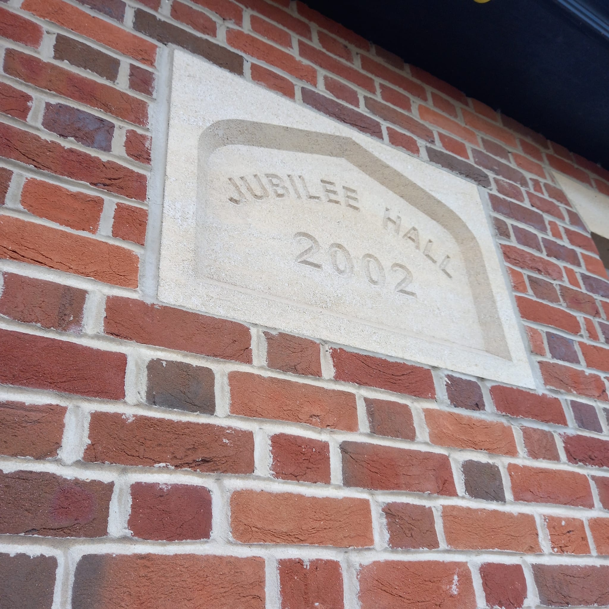 Date_plaques_at_The_Jubilee_Hall_1.jpg
