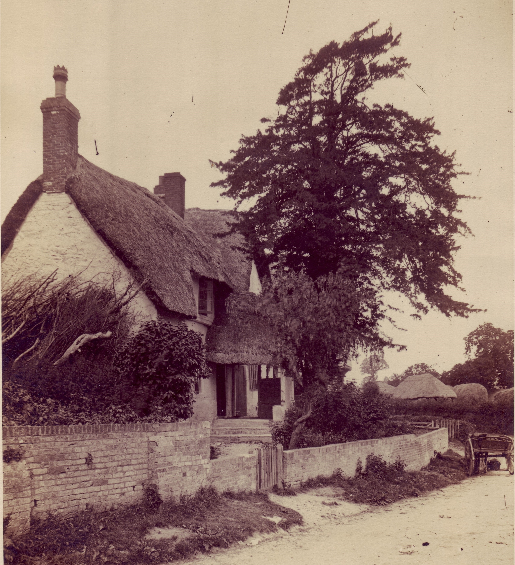Court_House_sepia_2.jpg