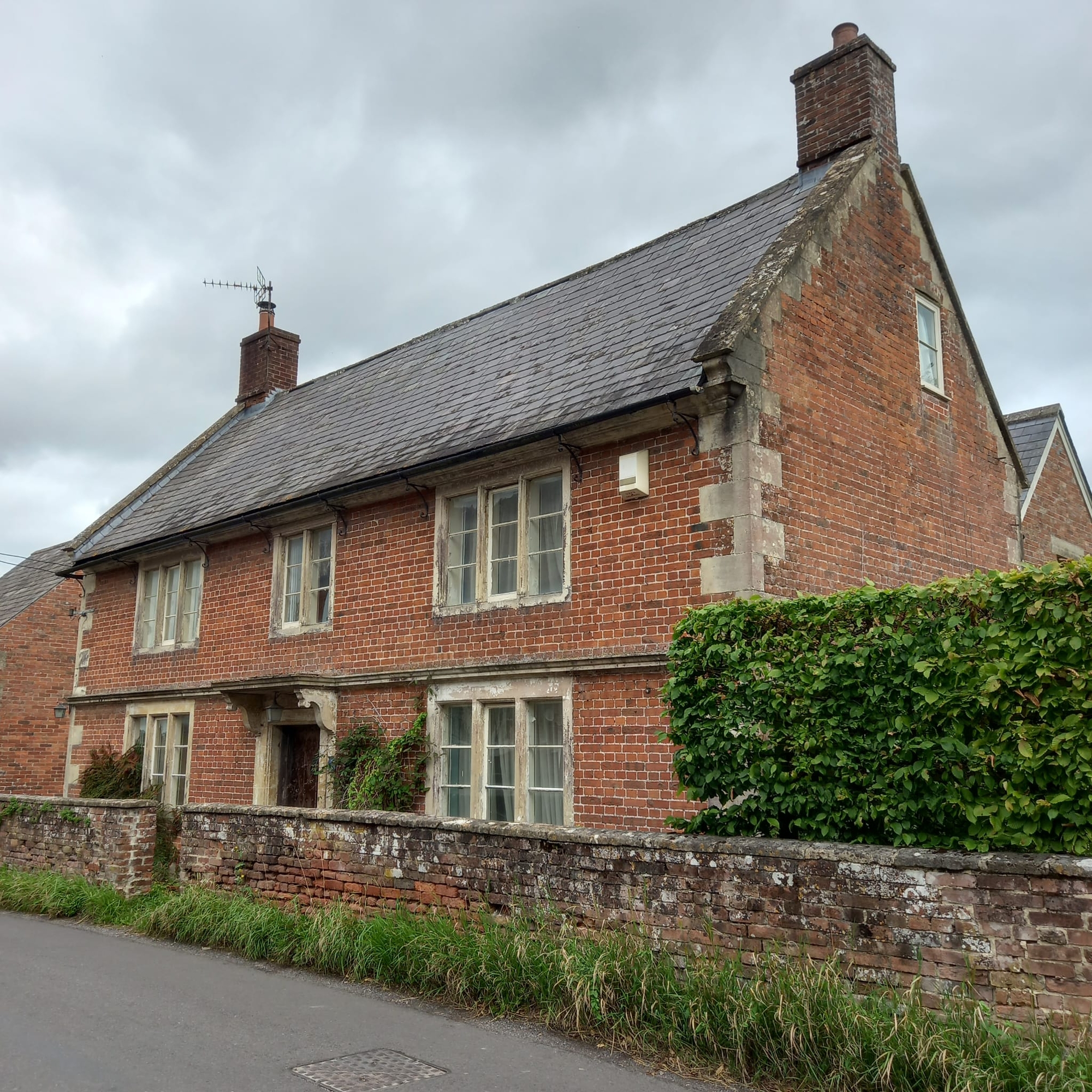 Pear_Tree_Cottage_2.jpg