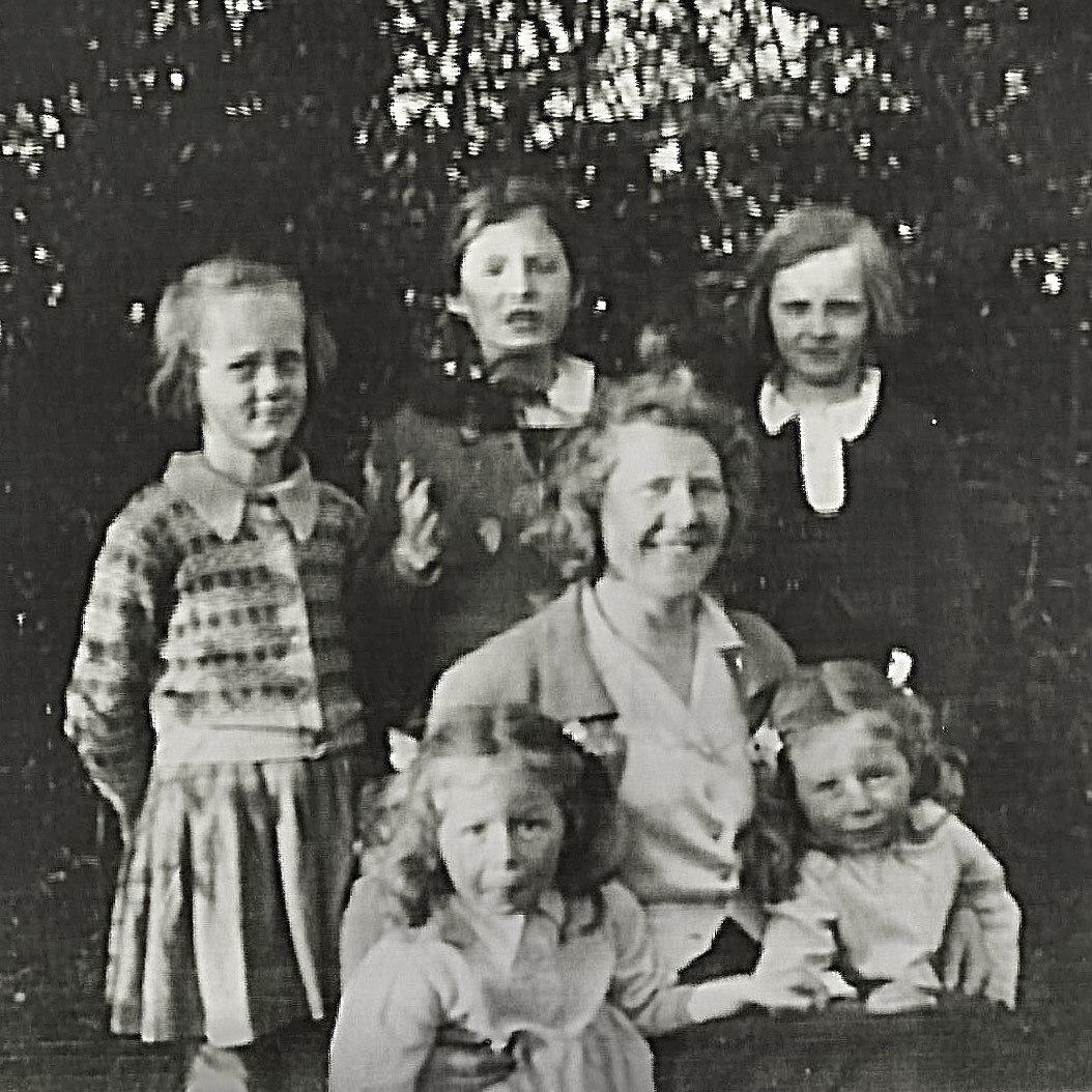 Thumbnail of Daphne Holdsworth